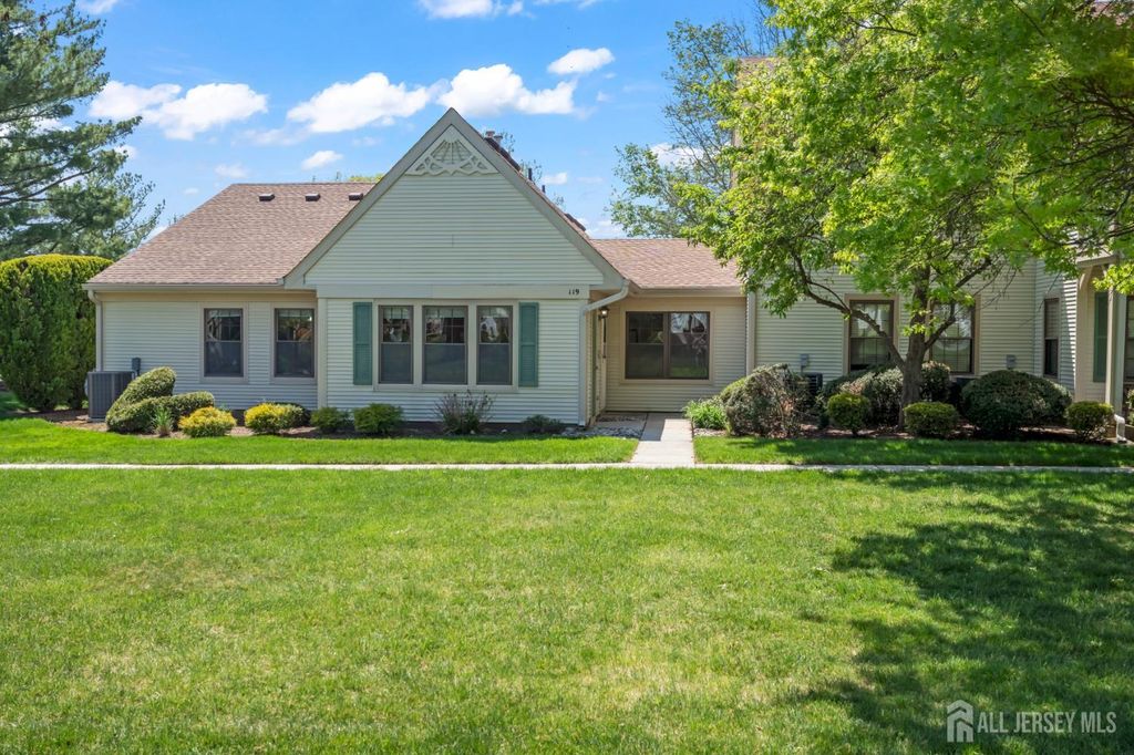 119 Griggs Place, East Brunswick, NJ 08816