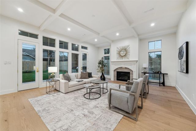 1614 Cheshire Lane, Houston, TX 77018