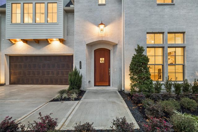 1614 Cheshire Lane, Houston, TX 77018