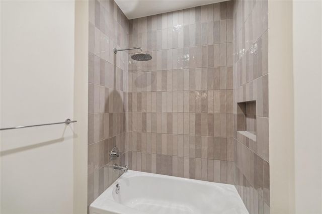 1614 Cheshire Lane, Houston, TX 77018