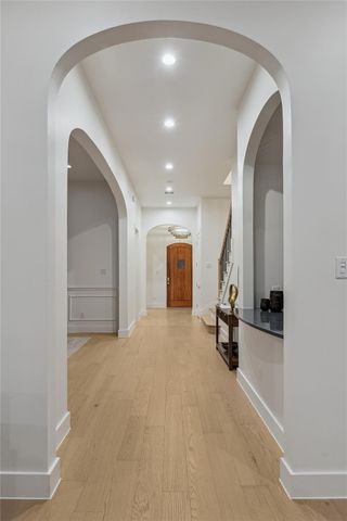 1614 Cheshire Lane, Houston, TX 77018