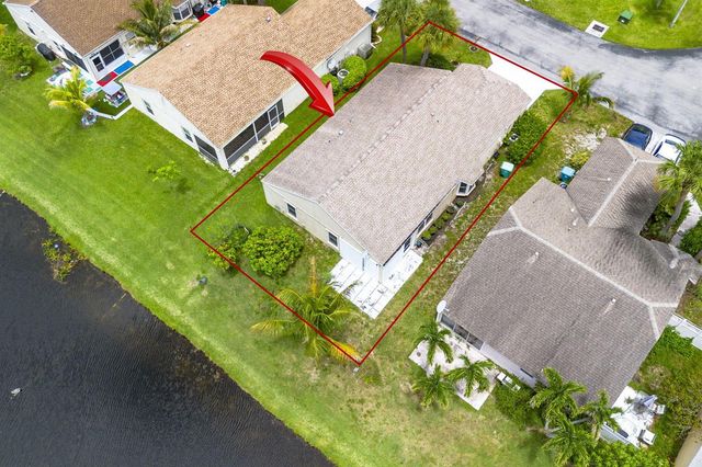 72 Paxford Lane, Boynton Beach, FL 33426