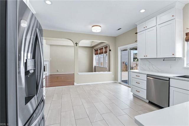 9559 Bay Point DR, Norfolk, VA 23518