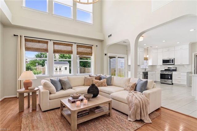 9559 Bay Point DR, Norfolk, VA 23518