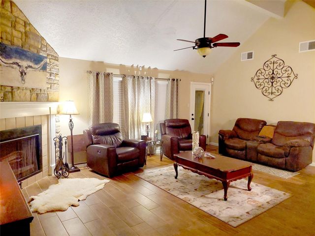 14310 Owendale Drive, Houston, TX 77015