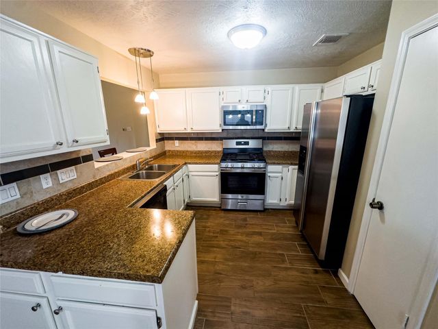 14310 Owendale Drive, Houston, TX 77015