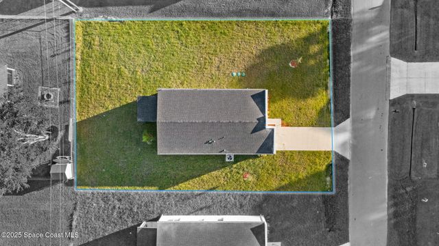 3148 Slama Avenue SE, Palm Bay, FL 32909