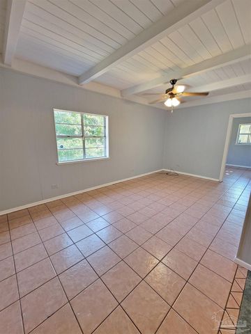 102 Tennessee Dr, Pensacola, FL 32505