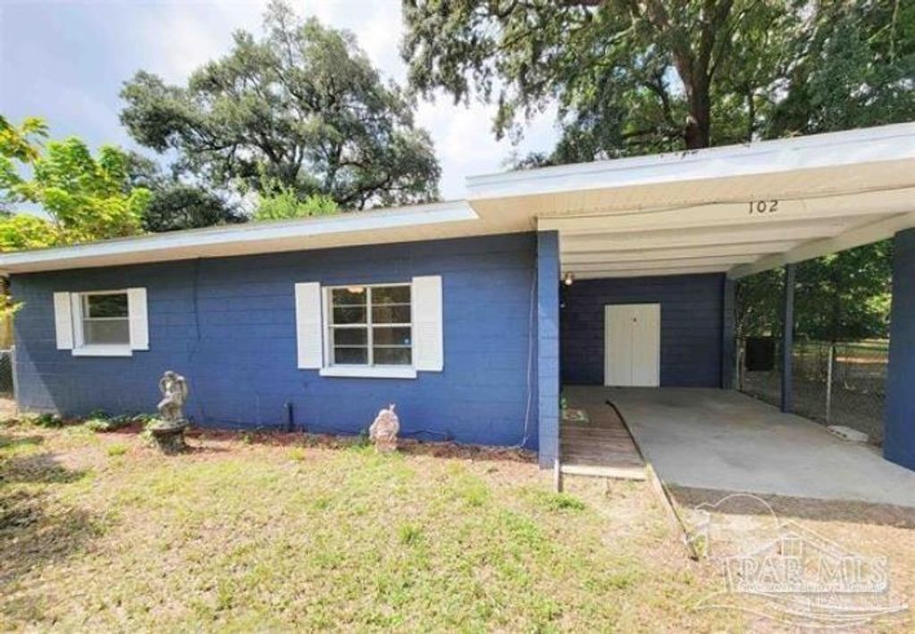 102 Tennessee Dr, Pensacola, FL 32505
