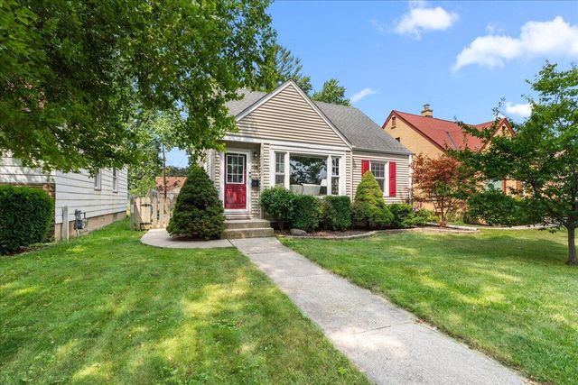 3035 N 88th STREET, Milwaukee, WI 53222