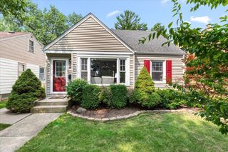 3035 N 88th STREET, Milwaukee, WI 53222