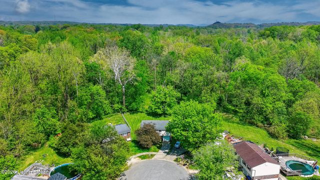 4601 Logby Pl, Louisville, KY 40272