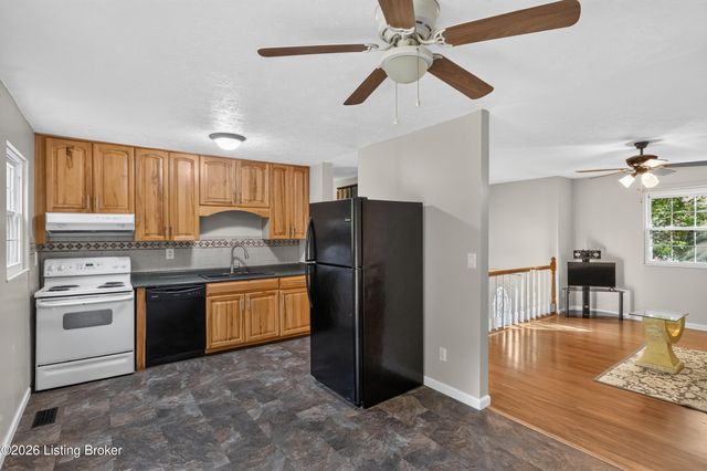4601 Logby Pl, Louisville, KY 40272
