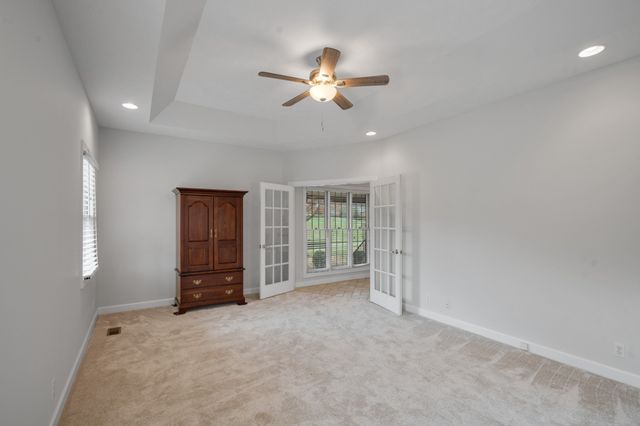 514 Lexington Dr, Lebanon, TN 37087