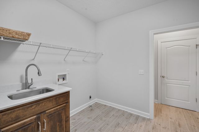 514 Lexington Dr, Lebanon, TN 37087