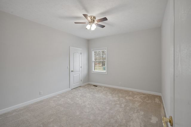 514 Lexington Dr, Lebanon, TN 37087