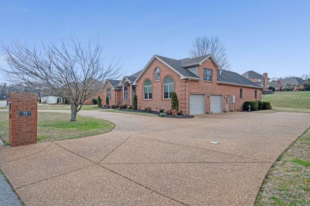 514 Lexington Dr, Lebanon, TN 37087