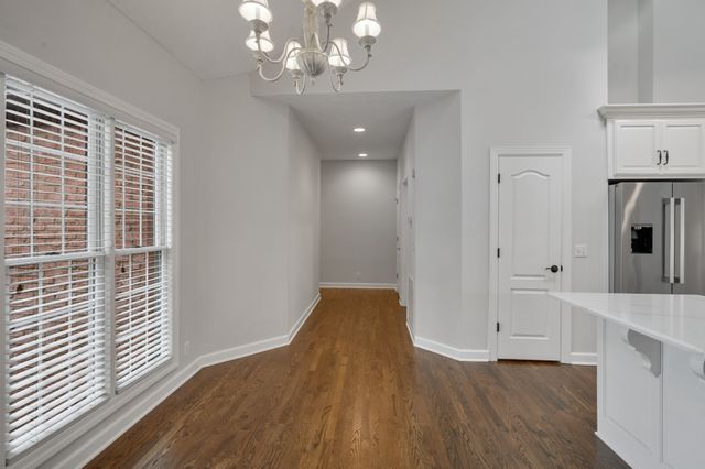 514 Lexington Dr, Lebanon, TN 37087