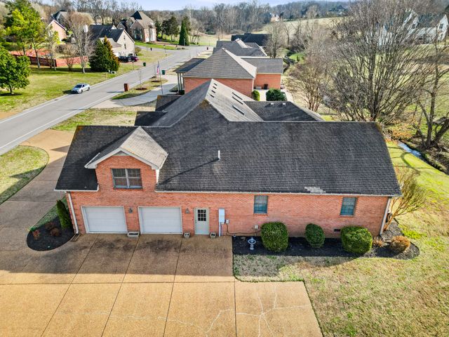 514 Lexington Dr, Lebanon, TN 37087