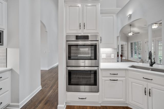 514 Lexington Dr, Lebanon, TN 37087