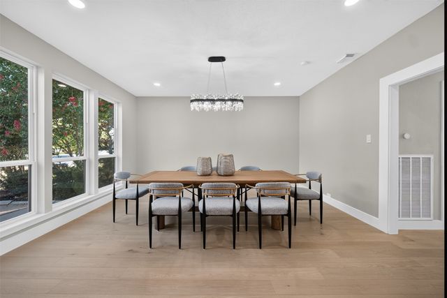 3007 Waterway Court, Arlington, TX 76012