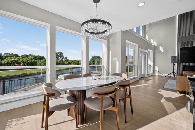 3007 Waterway Court, Arlington, TX 76012