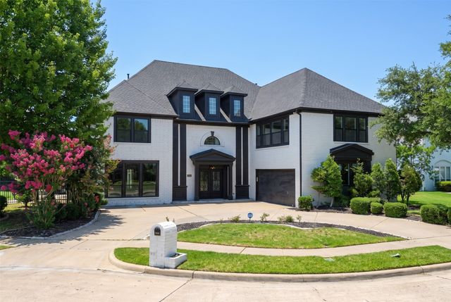 3007 Waterway Court, Arlington, TX 76012