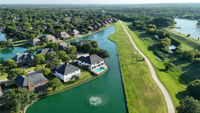 3007 Waterway Court, Arlington, TX 76012