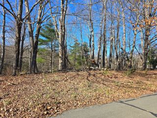 28 Thronebrook Road, Granby, CT 06090