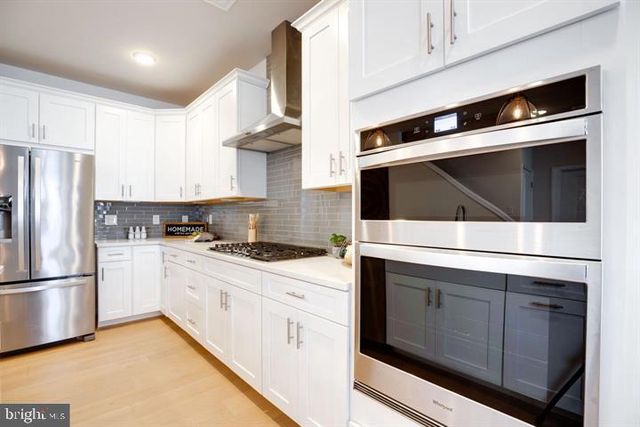 6868 MOONSTONE PEONY LN, Haymarket, VA 20169