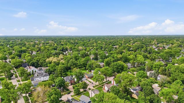263 Hill Avenue, Glen Ellyn, IL 60137