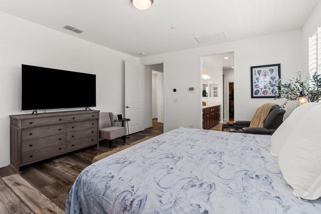 7152 Greenford Way, Roseville, CA 95747