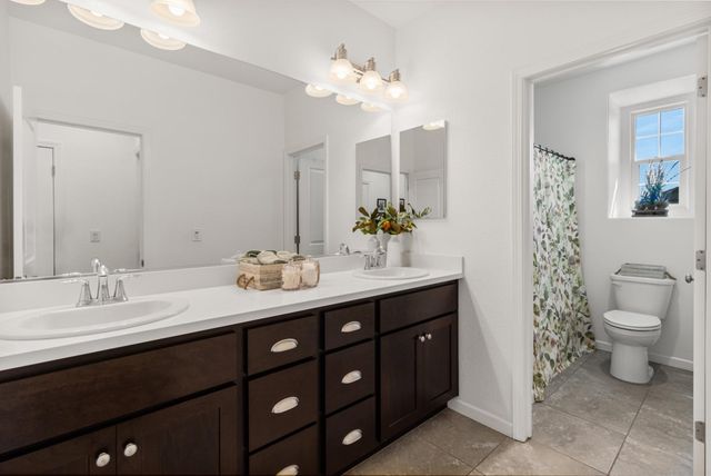 7152 Greenford Way, Roseville, CA 95747