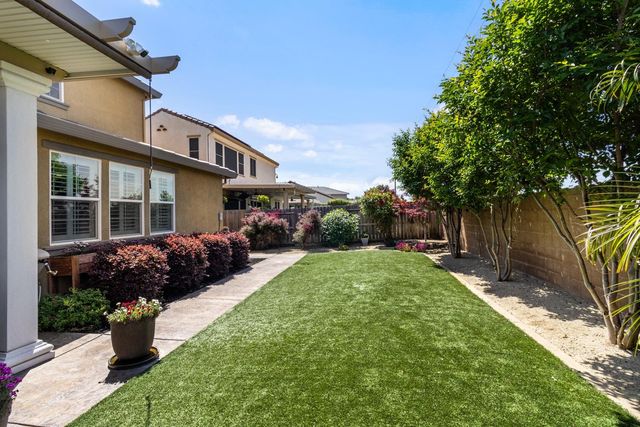 7152 Greenford Way, Roseville, CA 95747