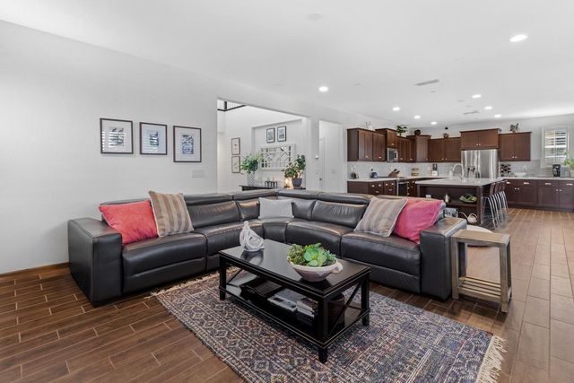 7152 Greenford Way, Roseville, CA 95747