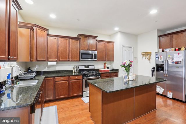 7512 GOLDFINCH CT, Glen Burnie, MD 21060