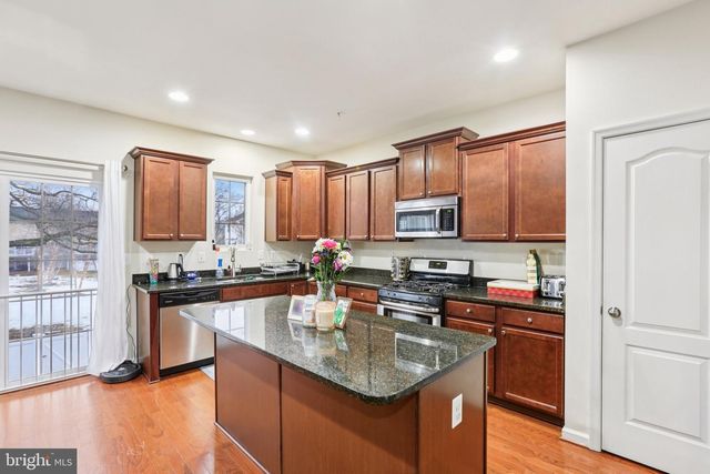 7512 GOLDFINCH CT, Glen Burnie, MD 21060