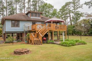17 Fairwind Drive, Chocowinity, NC 27817