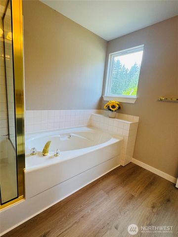 14116 SE 188th Way, Renton, WA 98058