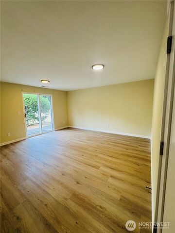 14116 SE 188th Way, Renton, WA 98058