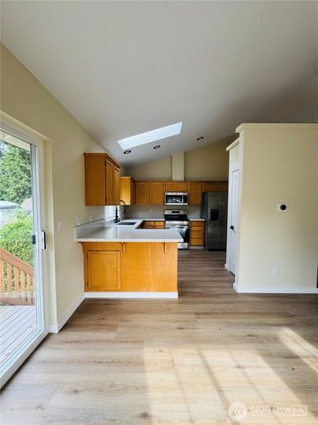 14116 SE 188th Way, Renton, WA 98058