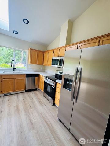 14116 SE 188th Way, Renton, WA 98058