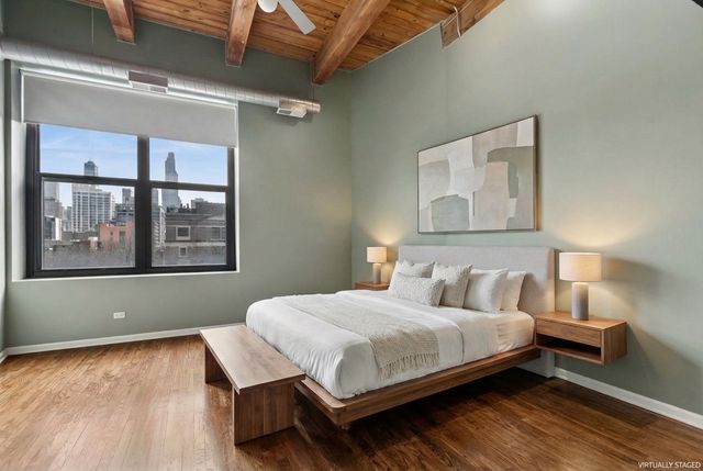 525 W Superior Street 325, Chicago, IL 60654