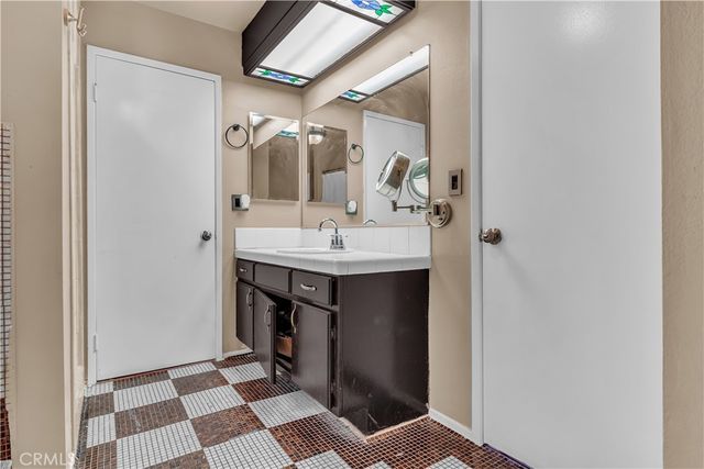 17439 Virginia, Bellflower, CA 90706
