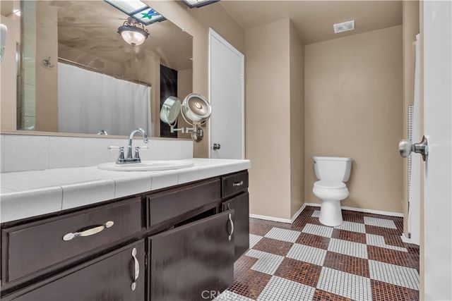 17439 Virginia, Bellflower, CA 90706