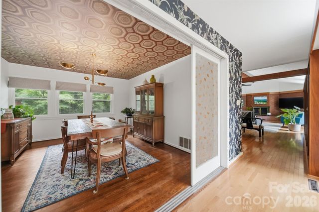 120 Woodland Drive, Morganton, NC 28655