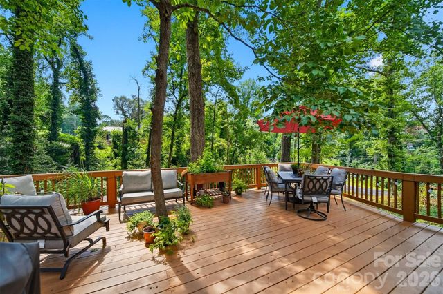 120 Woodland Drive, Morganton, NC 28655