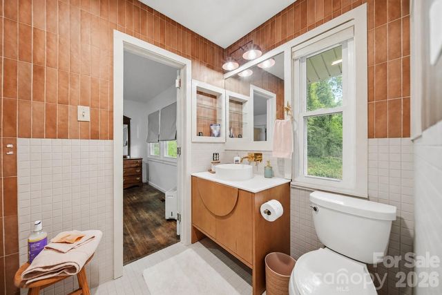 120 Woodland Drive, Morganton, NC 28655