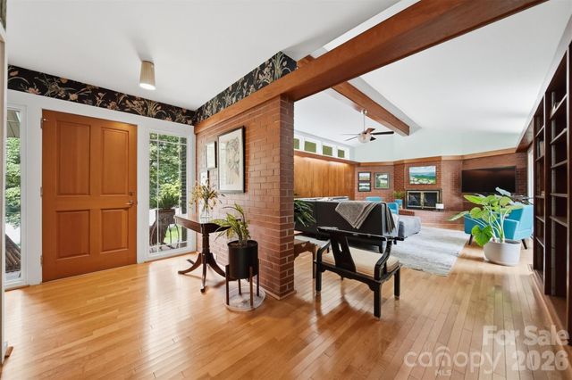 120 Woodland Drive, Morganton, NC 28655