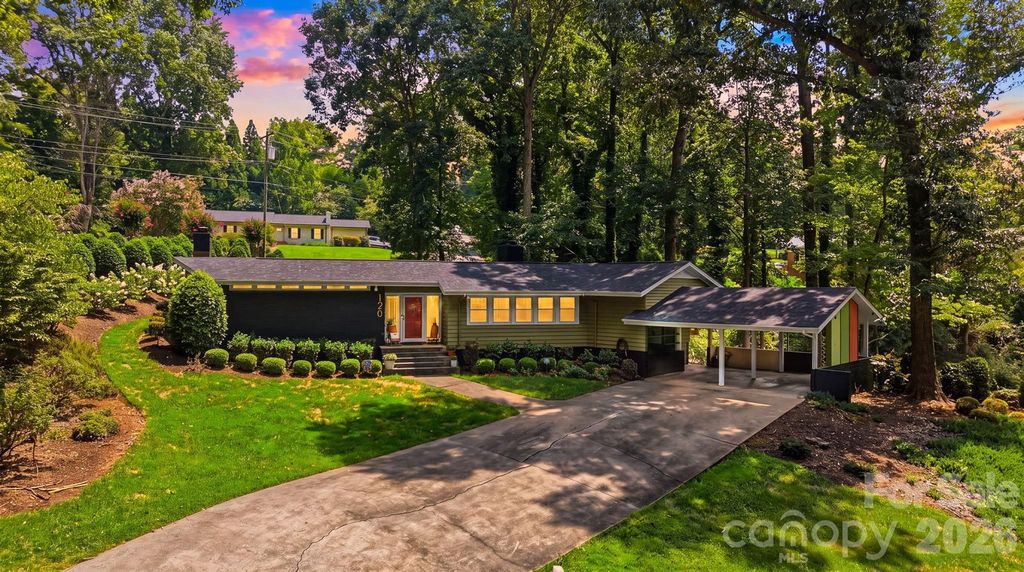 120 Woodland Drive, Morganton, NC 28655
